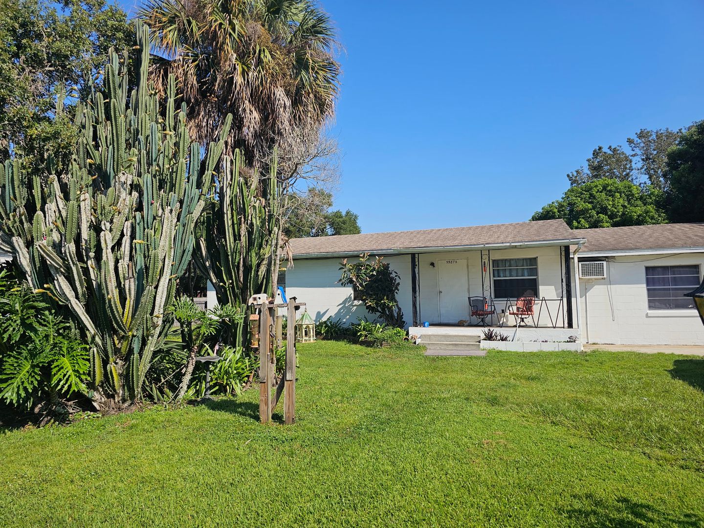 Orlando House: 5587 Lehigh Ave- Unit A