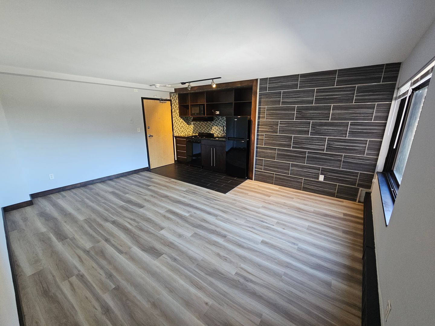 Mpls Apartment: 316 Oak Grove St