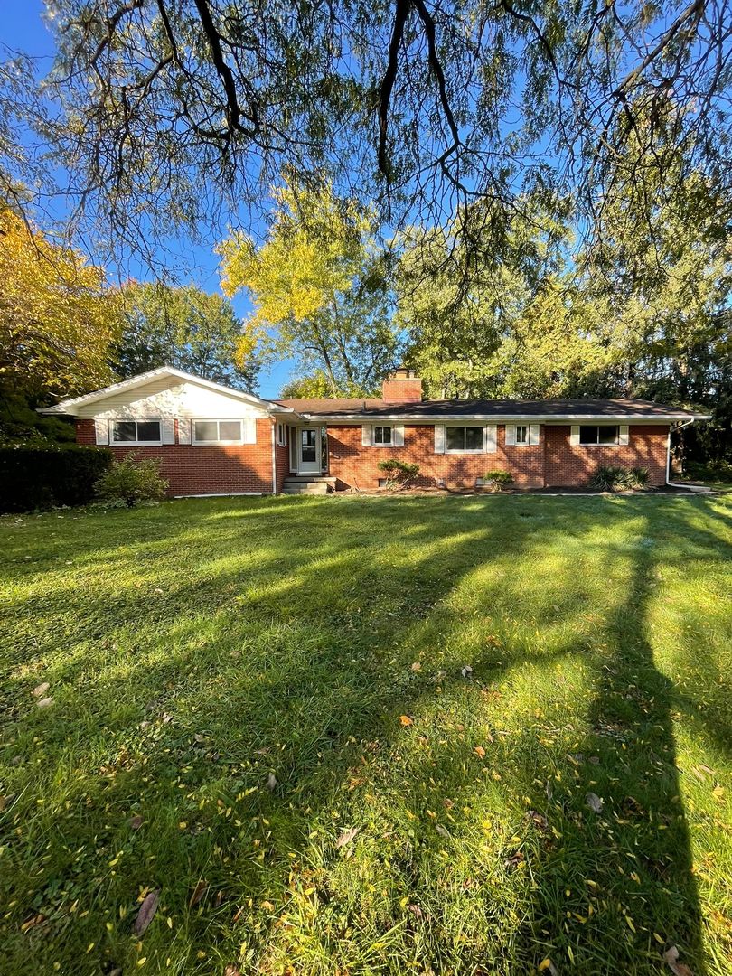 Ann Arbor House: 3212 Charing Cross