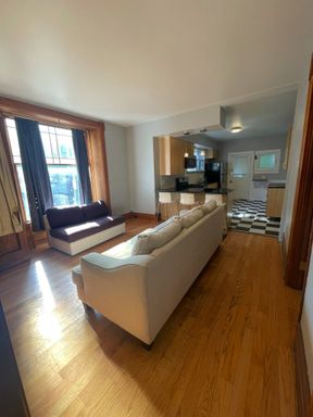 Winter 2027 Rooms Near U-M | Utilities & Wi-Fi Included | One Fall Room Left – photo 1