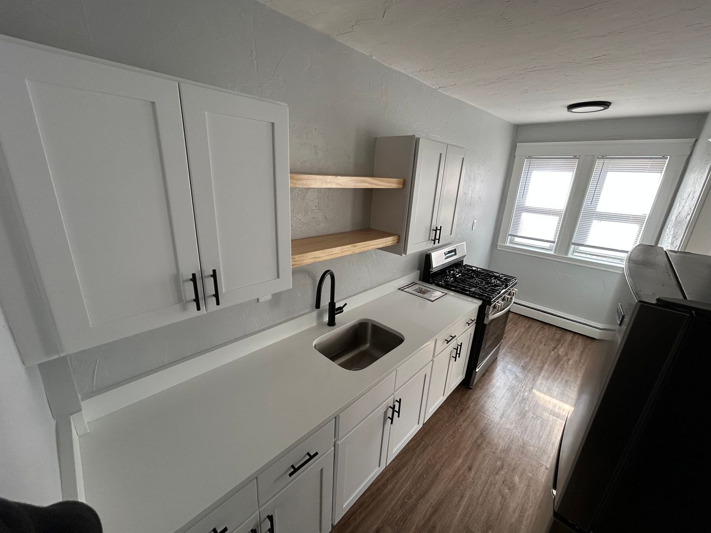 Hull Apartment: 750 Nantasket Ave, 43B St, 44 B St, 153A Samoset Ave, 125 Samoset Ave