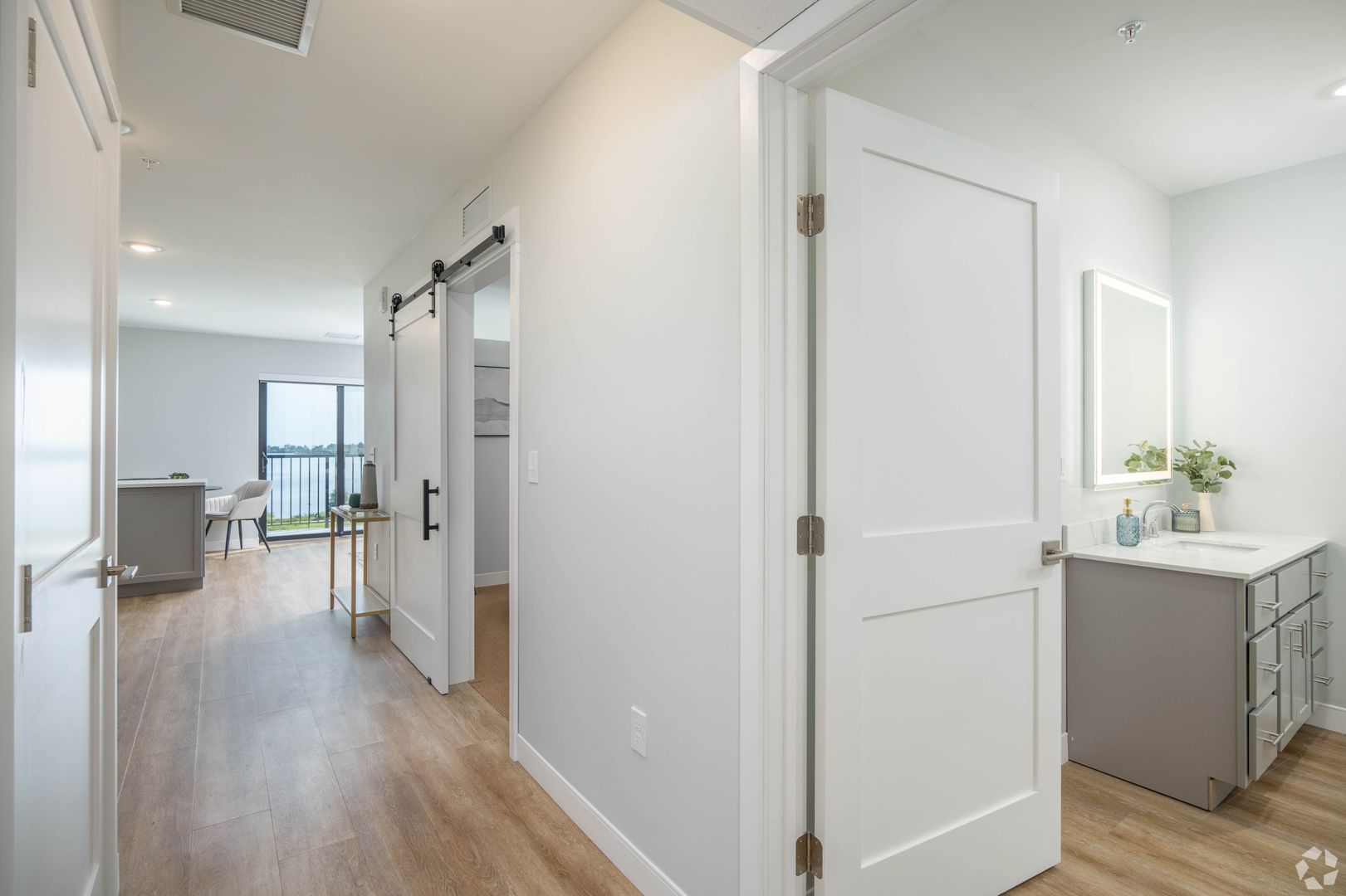 Superior Apartment: 110 E 2nd Street