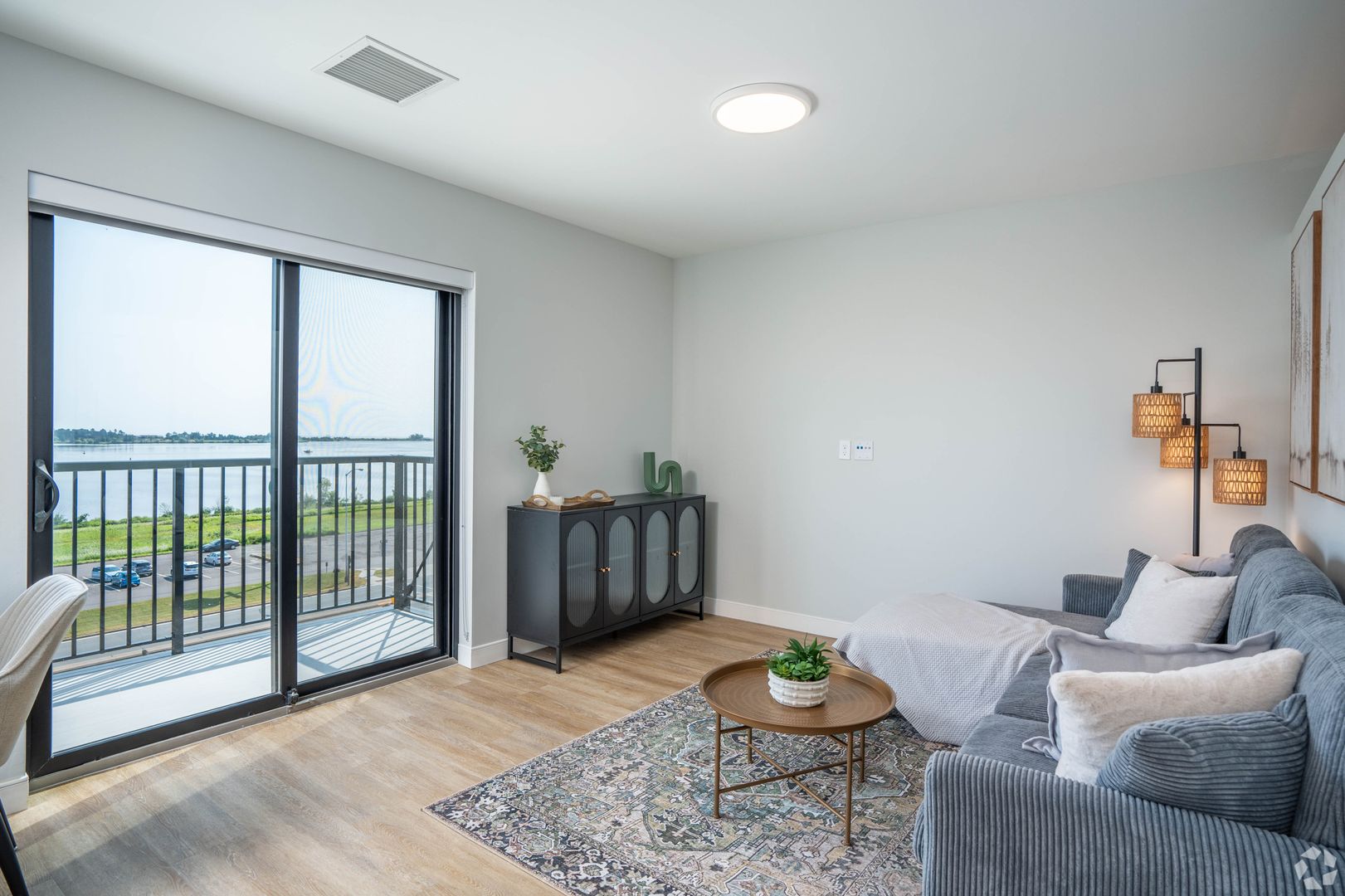 Superior Apartment: 110 E 2nd Street