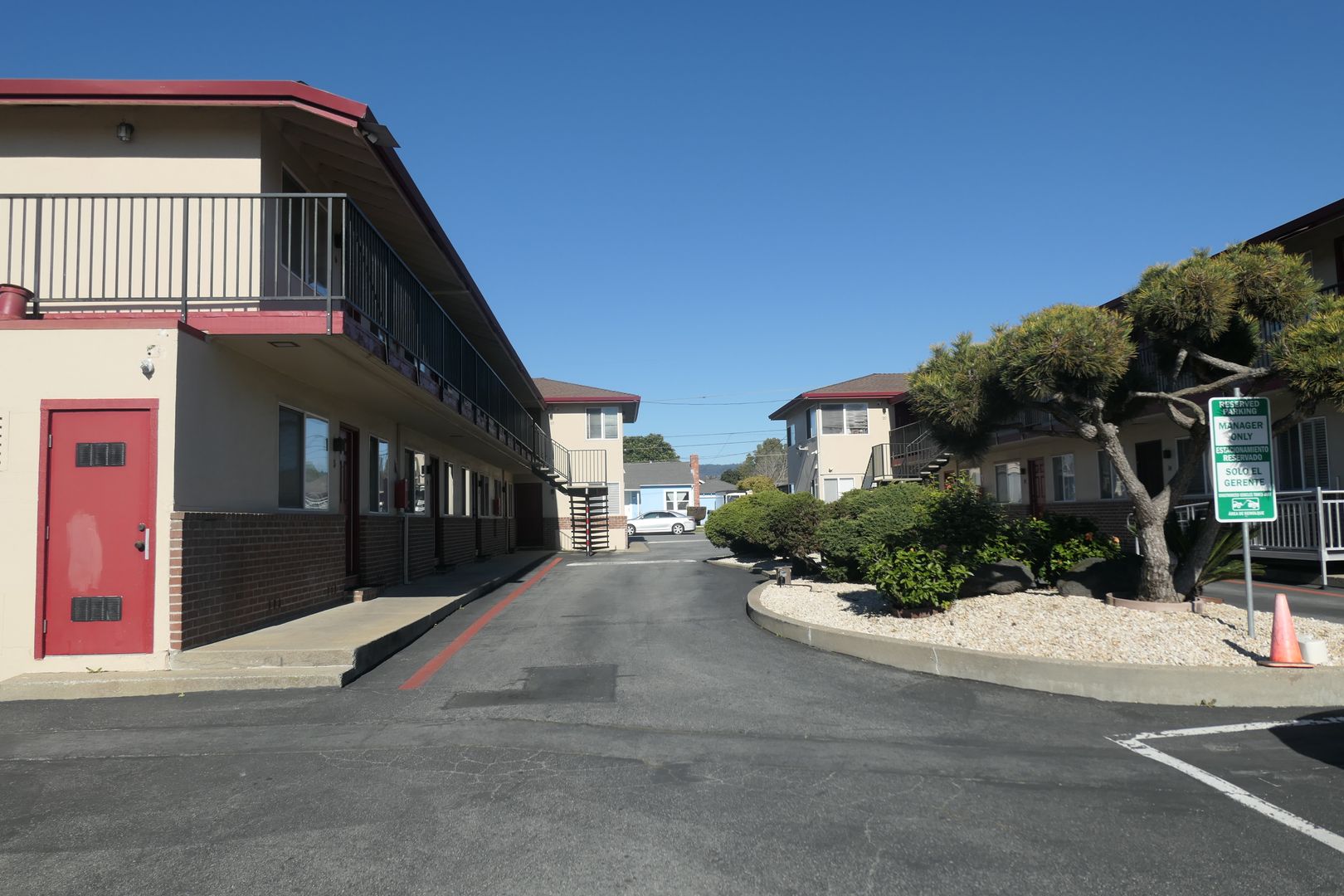 Watsonville Apartment: 17 & 25 Dolores Ave