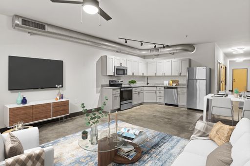 RENOVATED 1 Bed! Spacious LR & Bedroom, Washer & Dryer! – photo 1