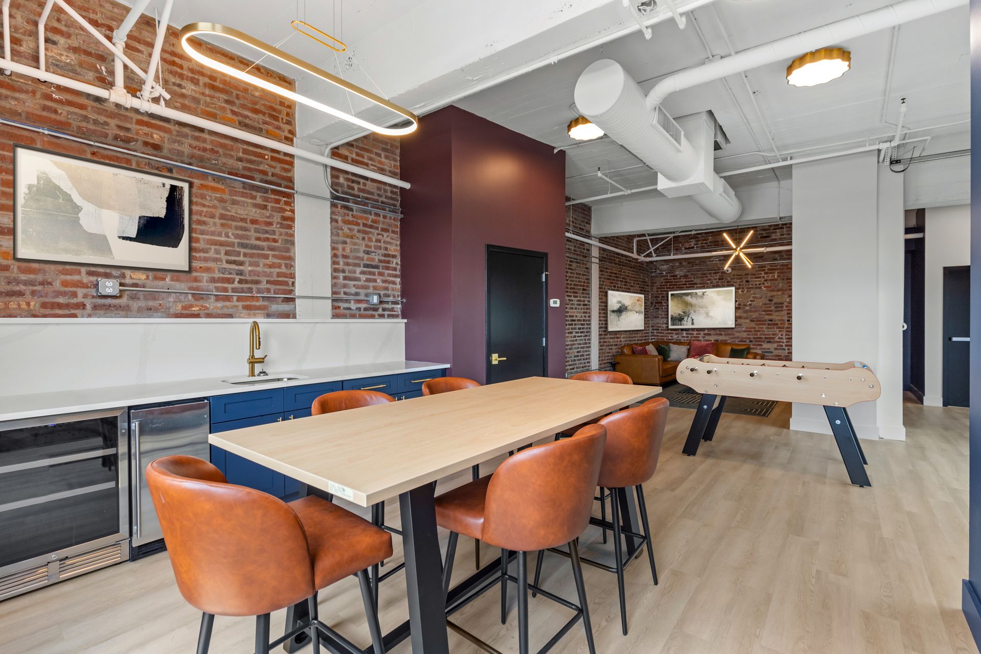 Saint Louis Apartment: 1635 Washington Avenue