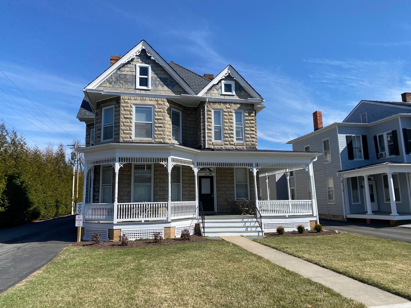 Winchester Apartment: 324 Amherst Street