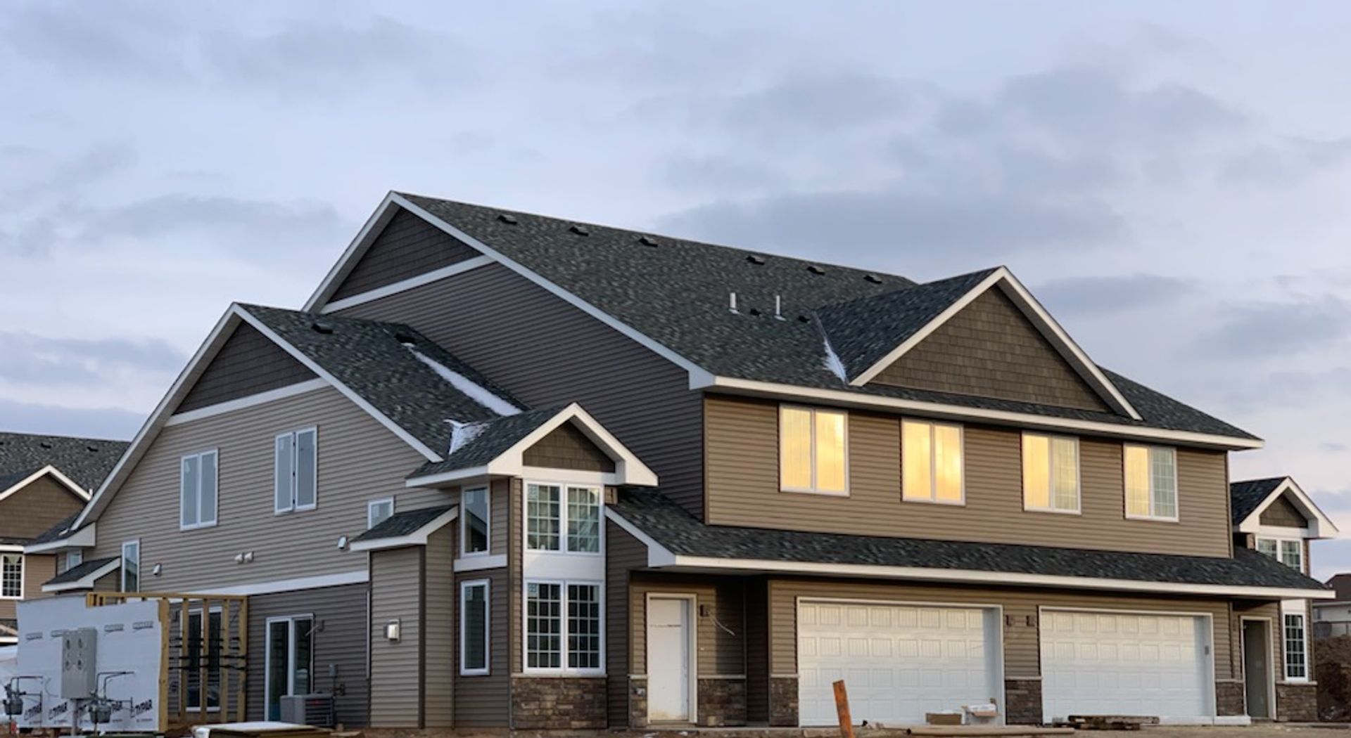 Somerset Townhome: 537 Meadow Lane