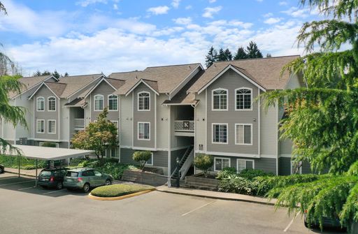 WILLOW SPRINGS APTS - K-201, 608 39TH AVE S.W. – photo 1