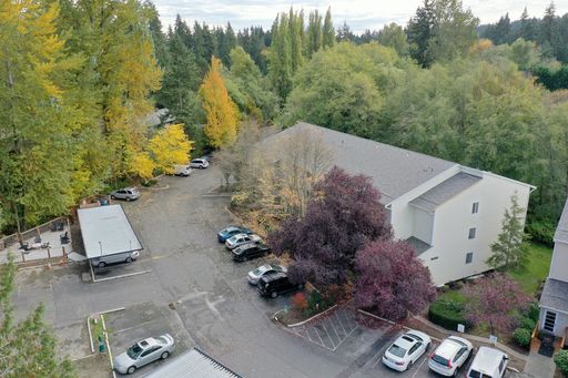 2609 NE 195th