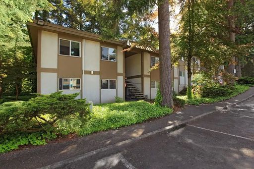 522 Lilly Rd NE 317 – photo 1