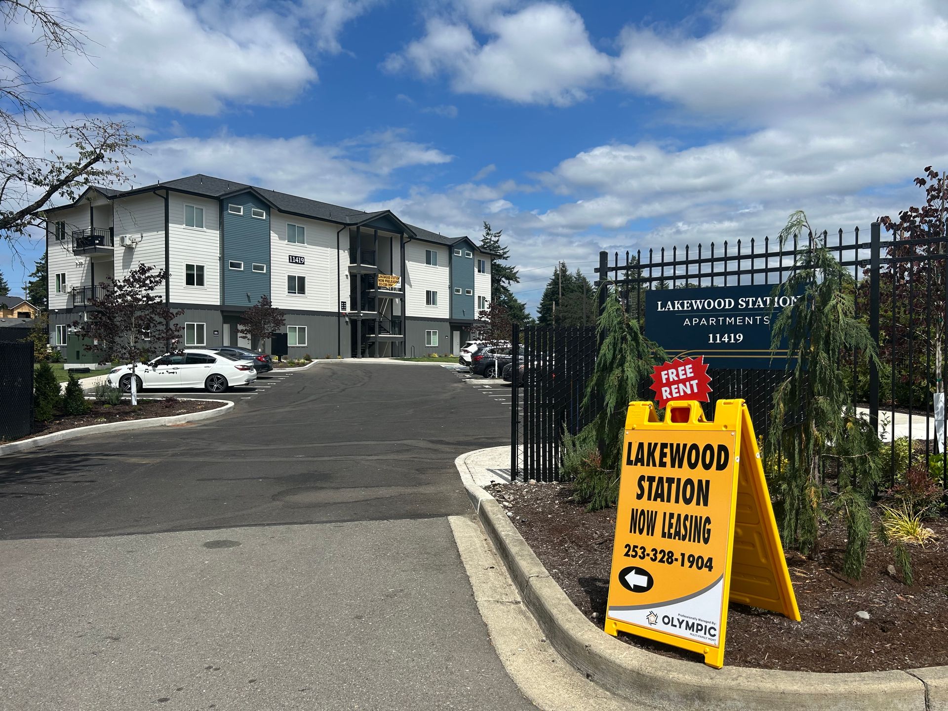 Lakewood Apartment: 11419 Kendrick St SW