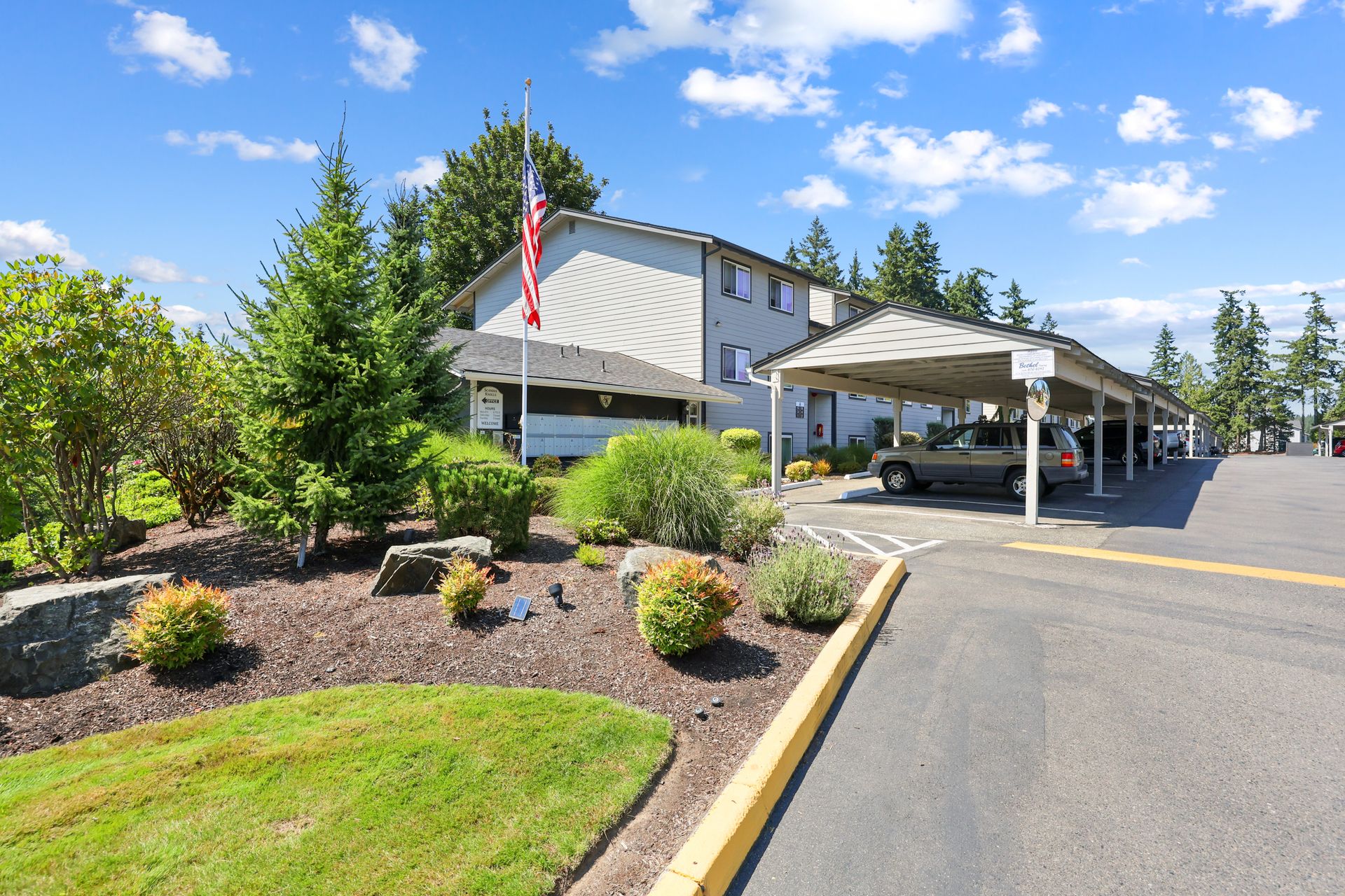 Poulsbo Apartment: 20283 1st Avenue NE