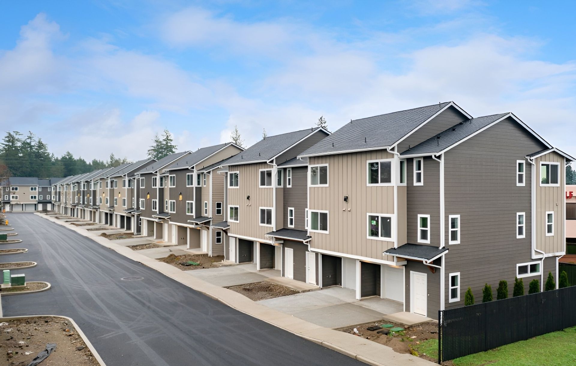 Parkland Townhome: 14601 1st Ave S