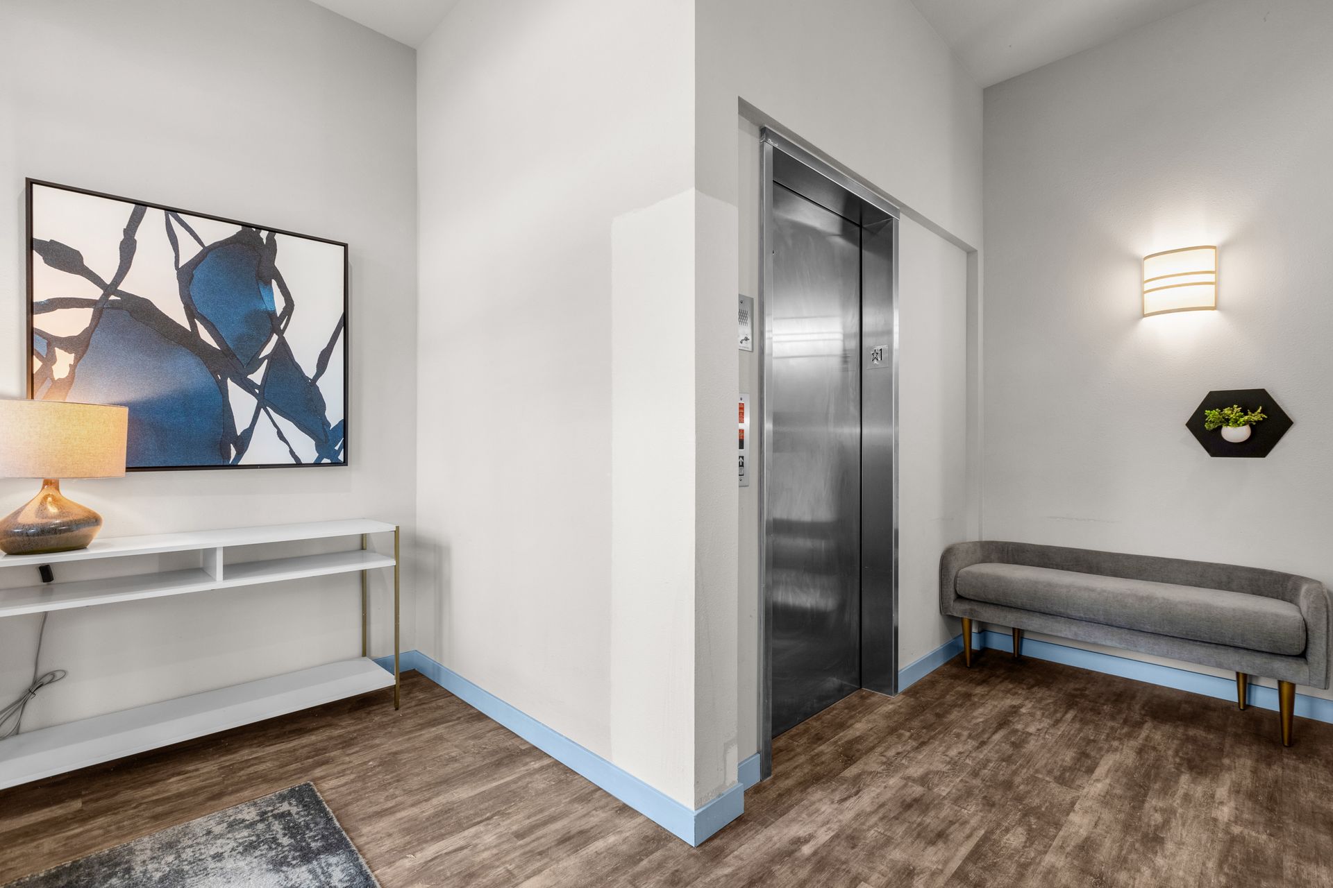 BAINBRIDGE ISLAND Apartment: 4779 LYNWOOD CENTER RD NE