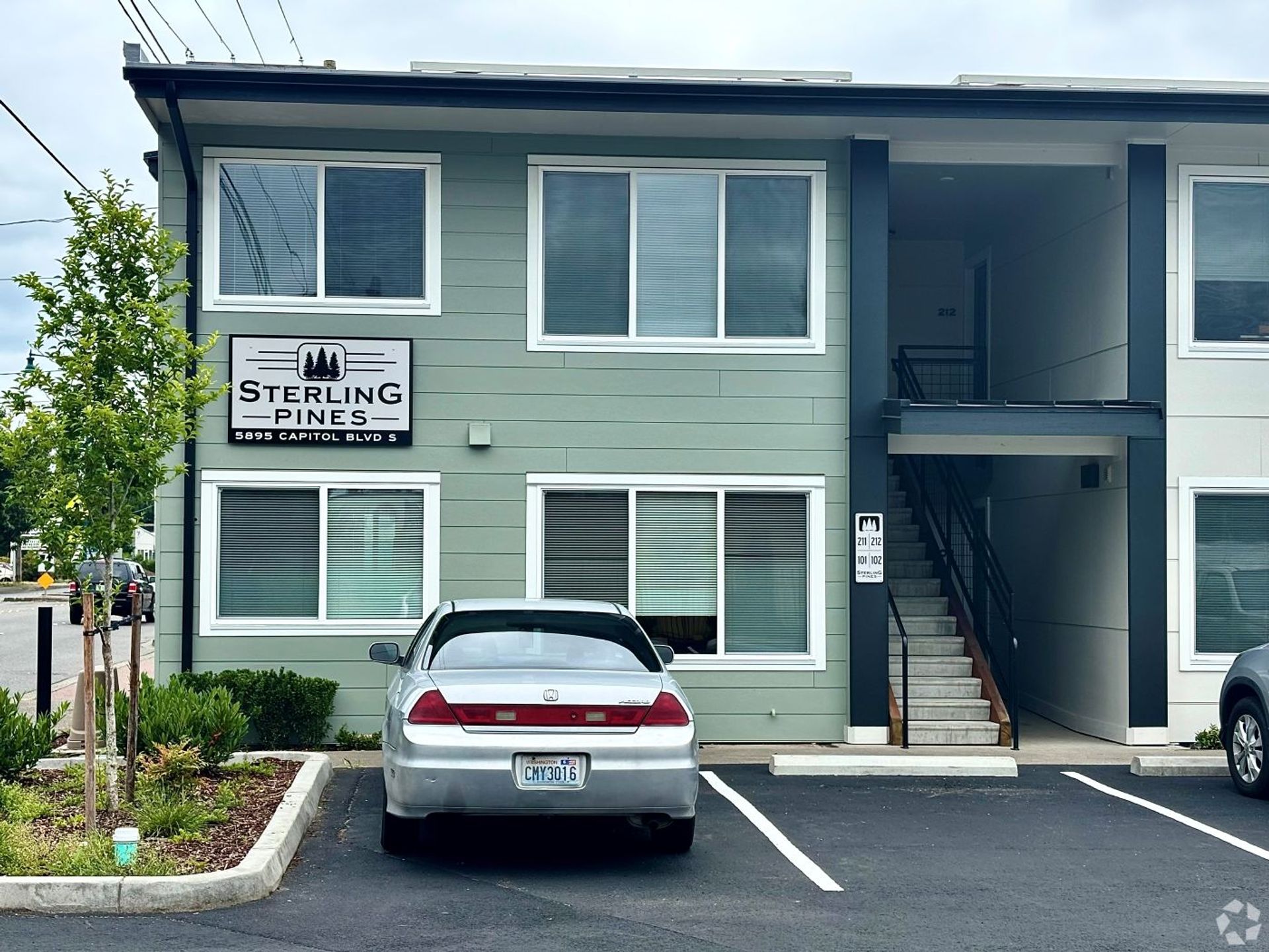 TUMWATER Apartment: 5895 Capital Blvd. S.