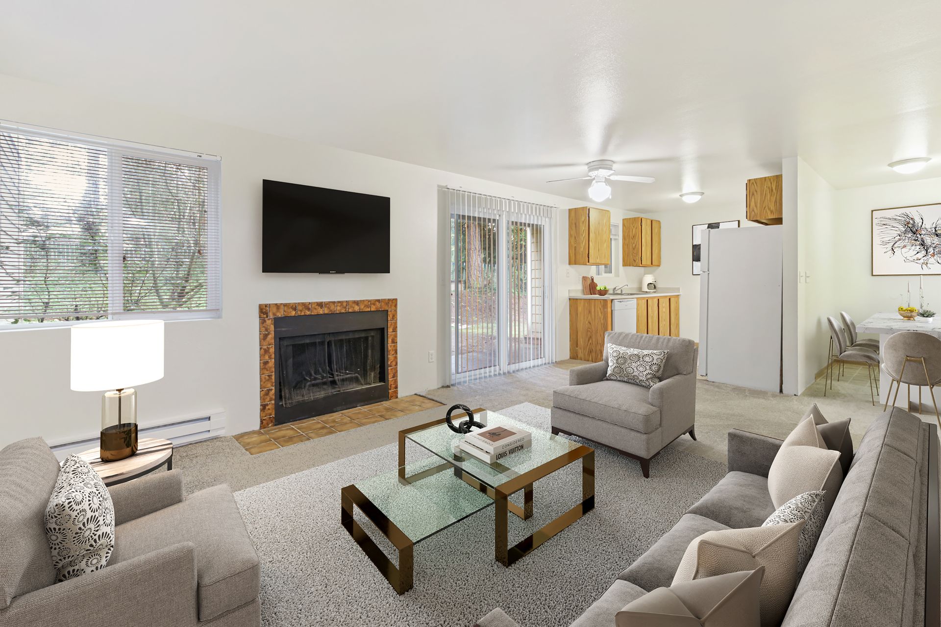 LACEY Apartment: 3307 COLLEGE STREET SE