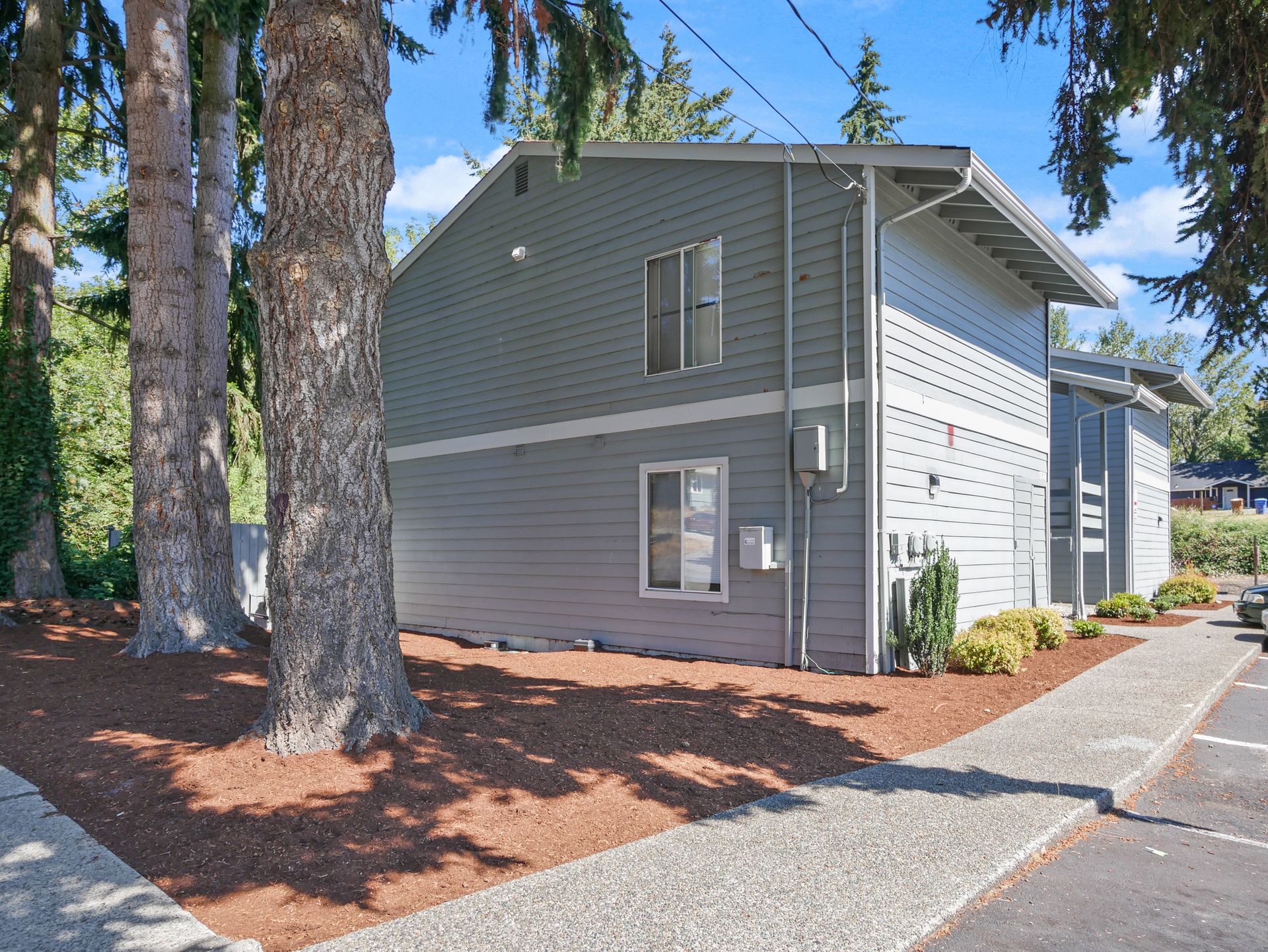 TACOMA Apartment: 3001 S. TYLER ST.