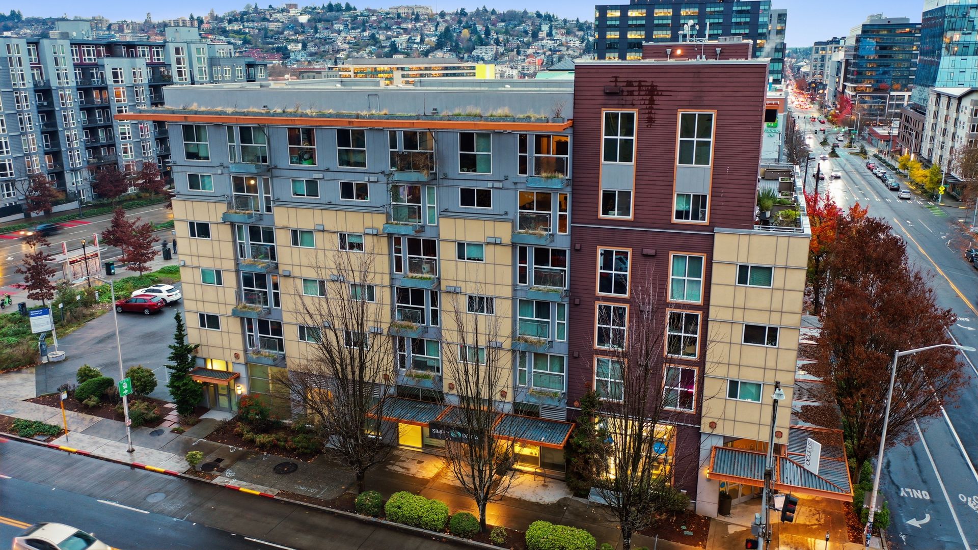 Seattle Apartment: 109 Dexter Ave N