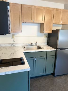 Park North Renovated - 240SF - AVAILABLE NOW! – photo 1