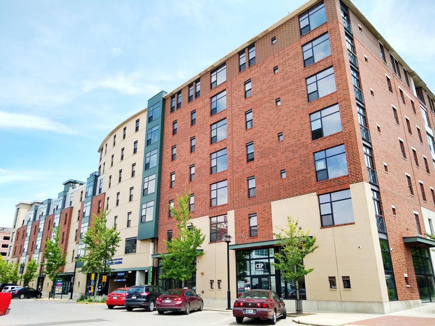 Bloomington Apartment: 212 N Morton St