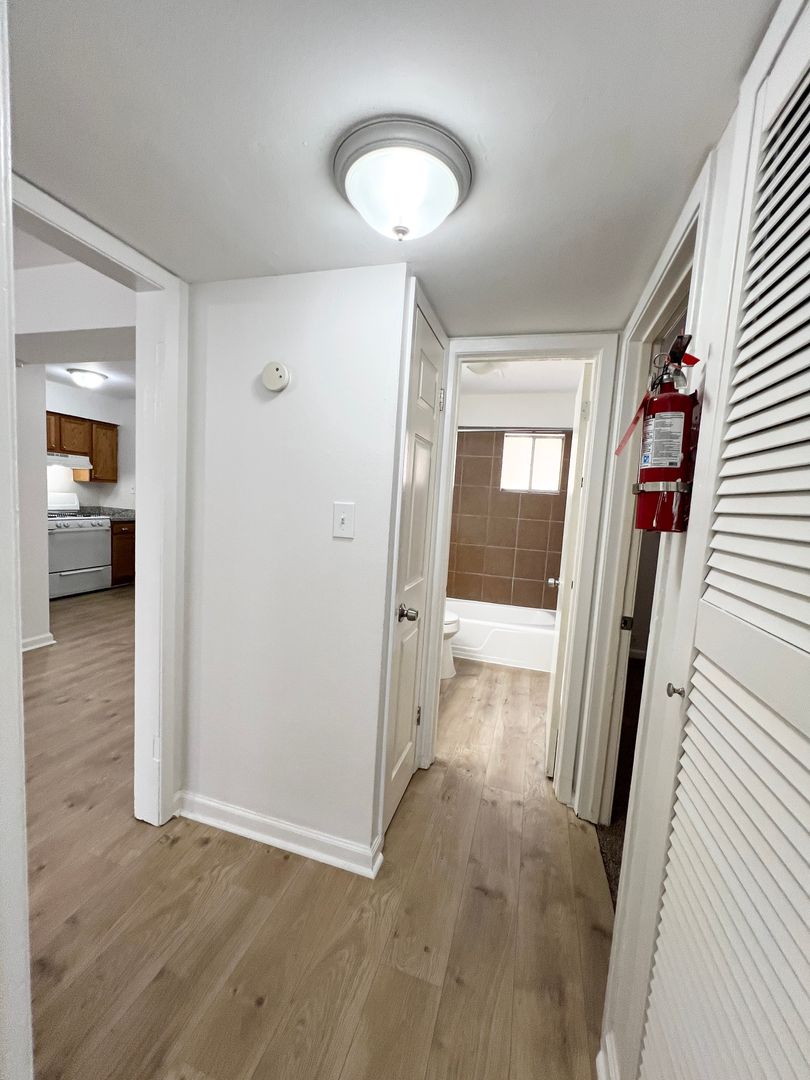 1133 N. Durham Dr 2, Houston, TX 77008