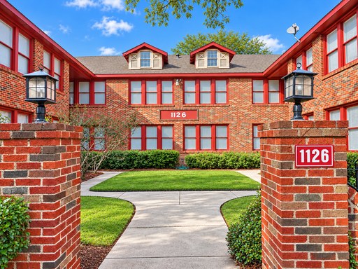 1 Bedroom Rental – 1126 Berthea, # 18, Houston, TX 77006