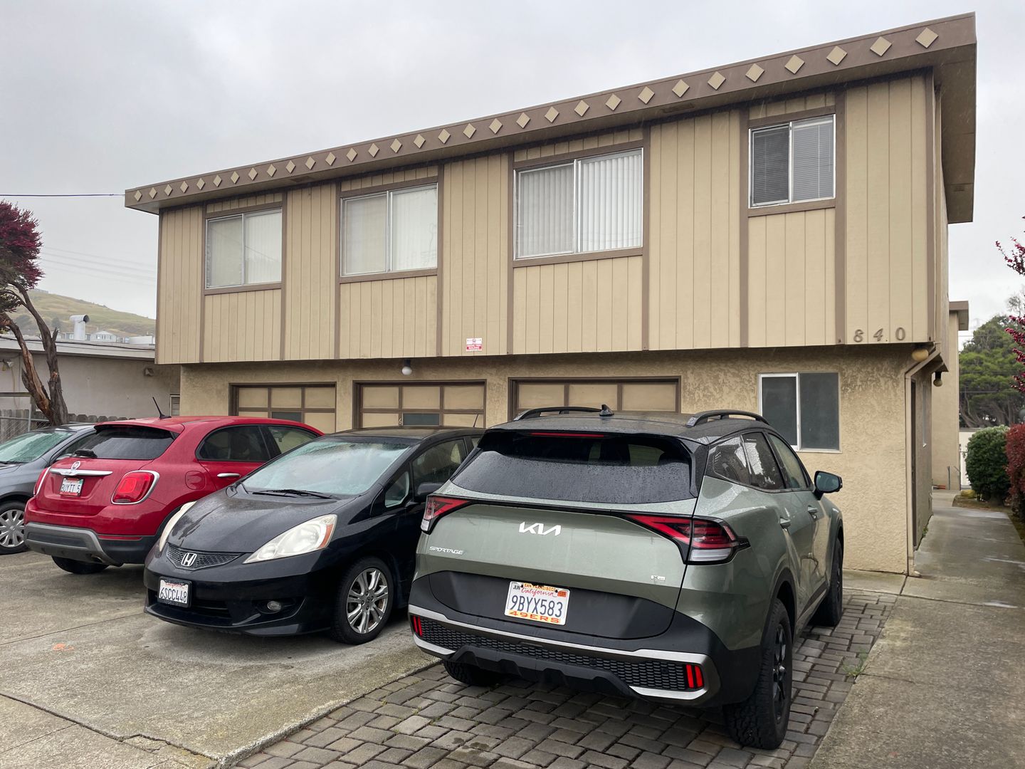 South San Francisco Apartment: 840 Olive Avenue