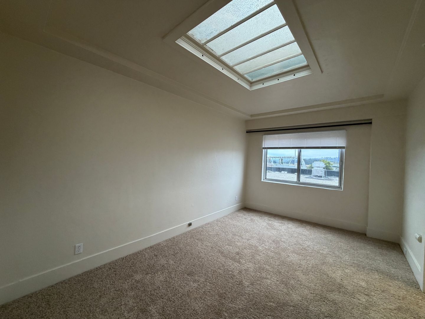 Daly City Apartment: 7394 Mission Street