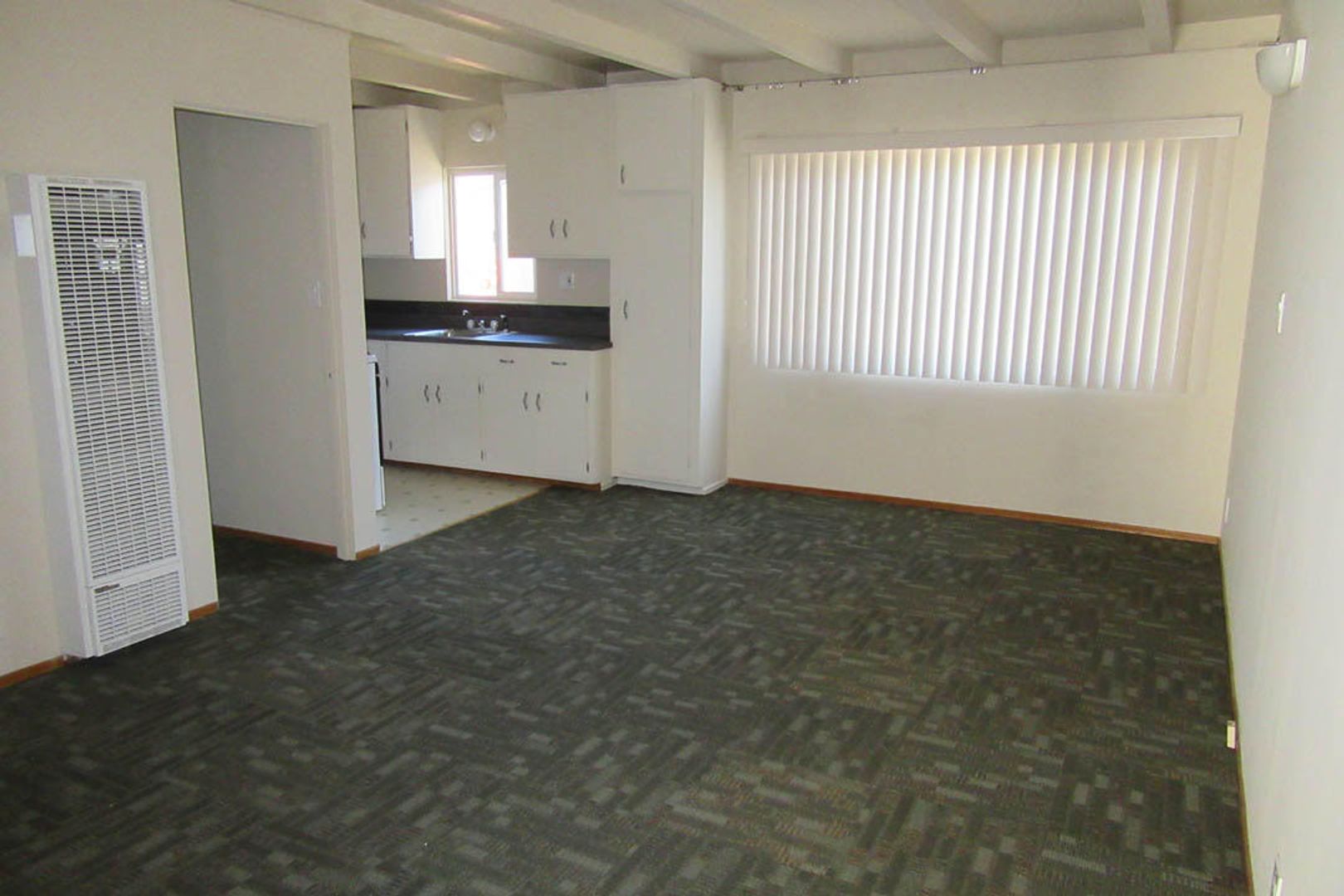 San Mateo Apartment: 42 E 39th Avenue
