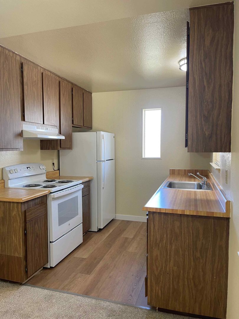 SOUTH SAN FRANCISCO Apartment: 311-338 BROSNAN COURT