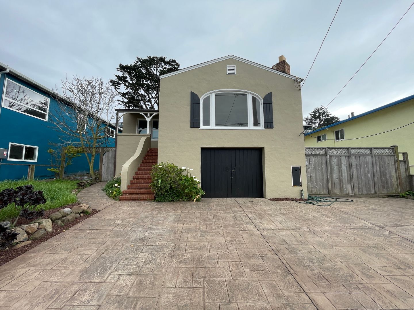 Pacifica House: 410 Carmel Ave