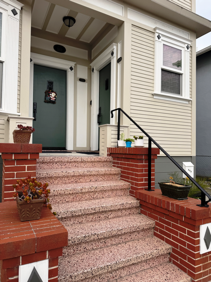 South San Francisco House: 311 Spruce Avenue