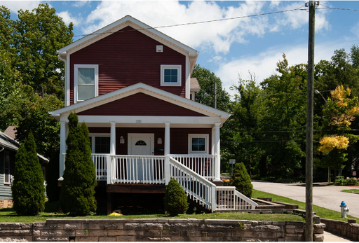 ** AVAILABLE 2027-2028** – photo 1