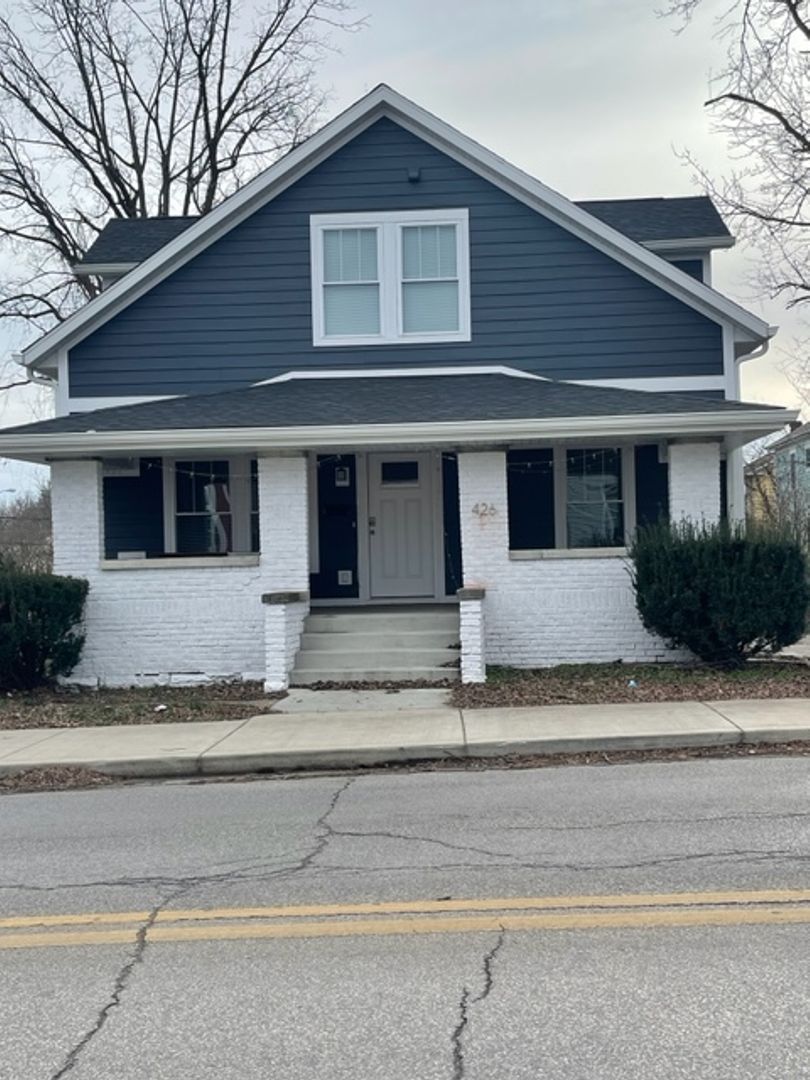 Bloomington Apartment: 426 E. 10th