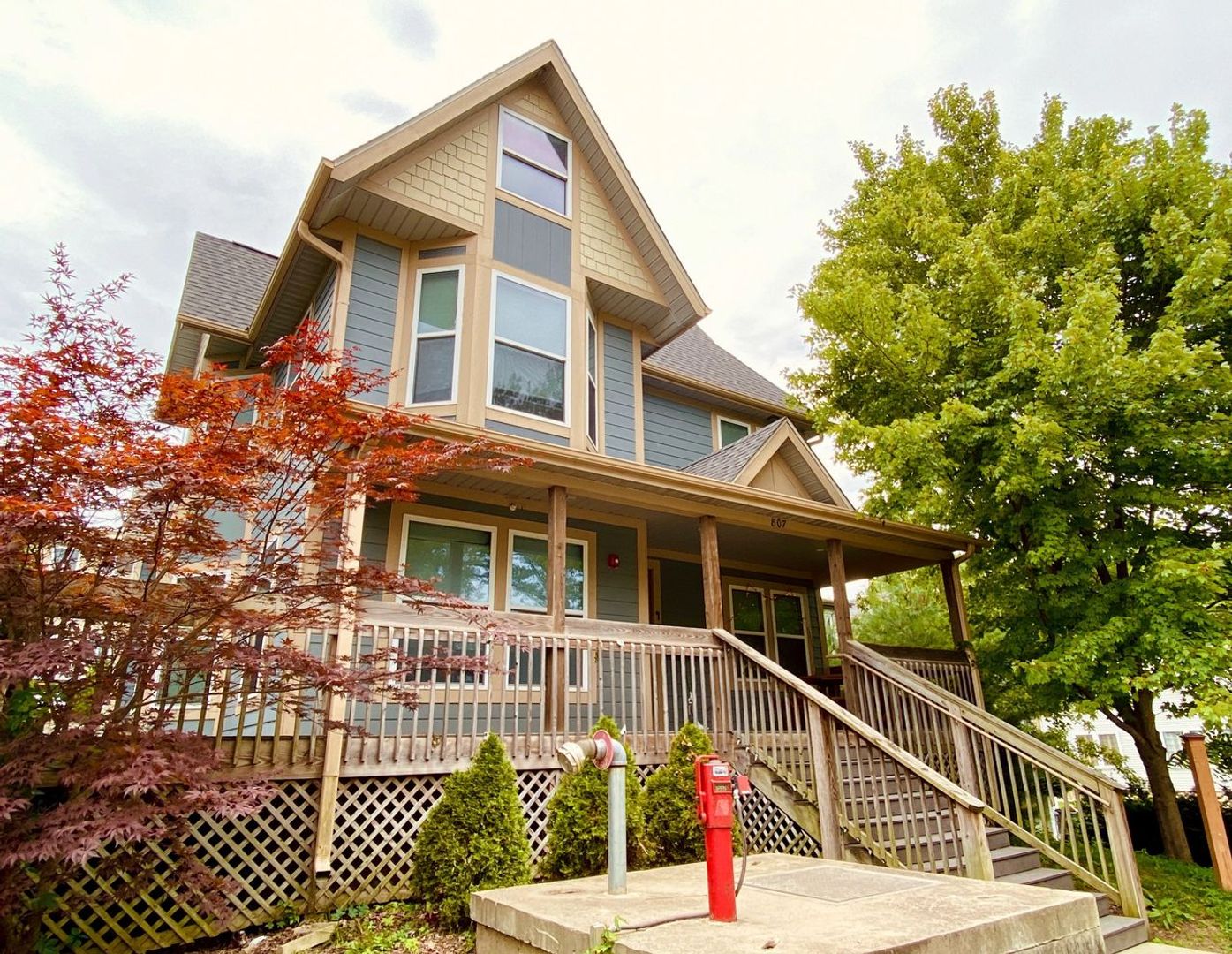 Bloomington Apartment: 807 N Walnut