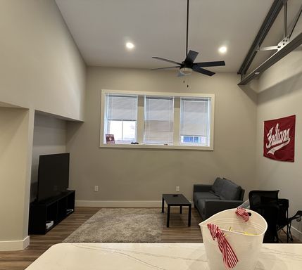 ** AVAILABLE 2026-2027** – photo 1