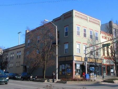 Bloomington Apartment: 222 N. College Ave.