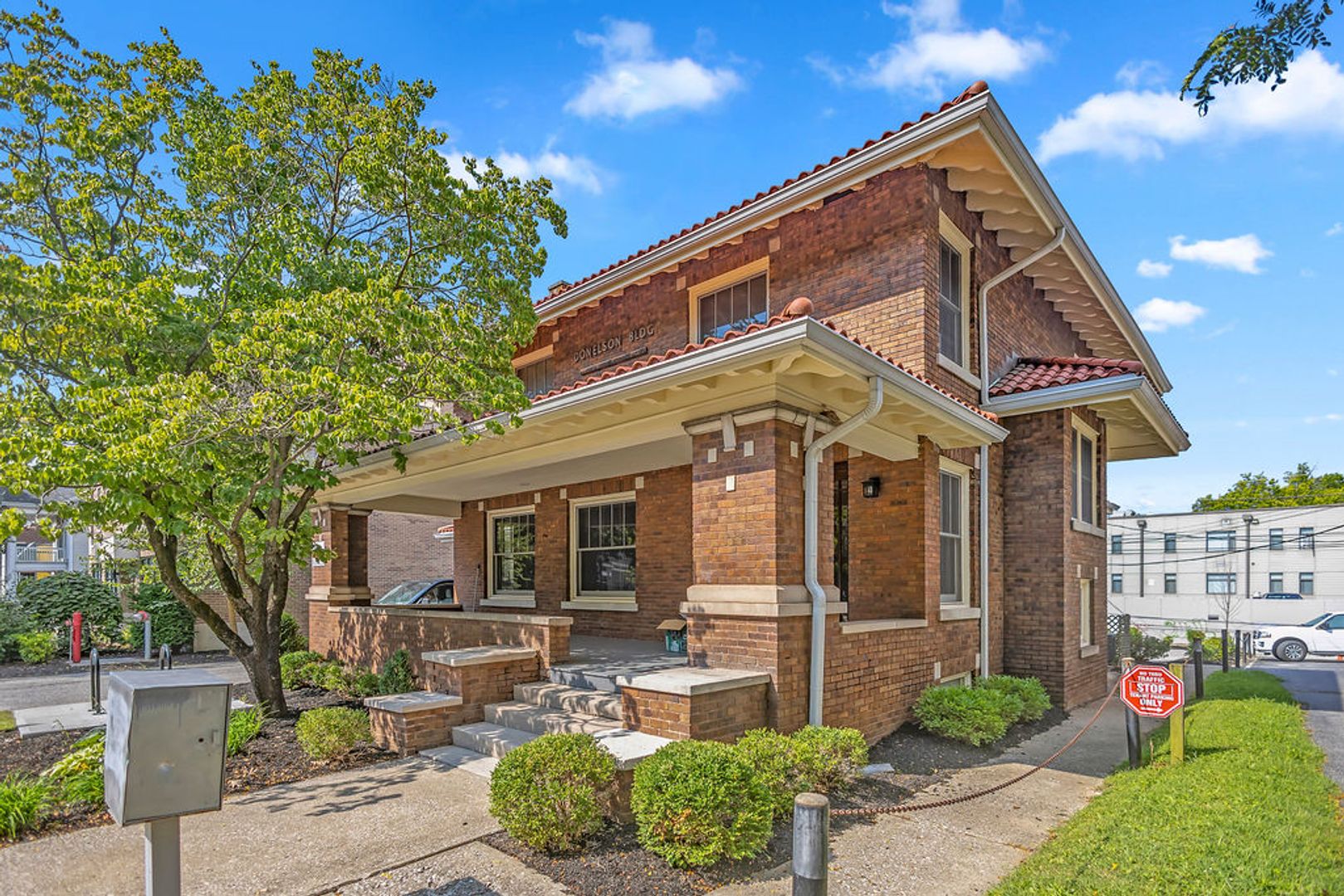 Bloomington Apartment: 505 N Walnut