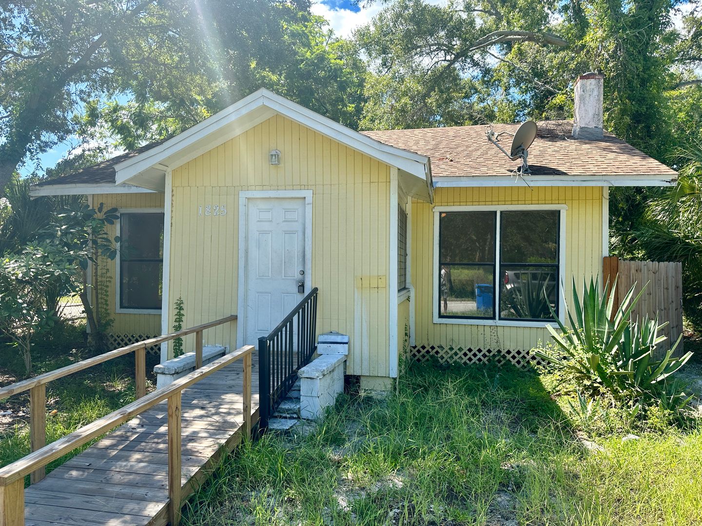 St. Petersburg House: 1825 23rd Street S.