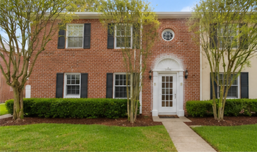 1/1 Lakefront Living in Carrollwood! – photo 1