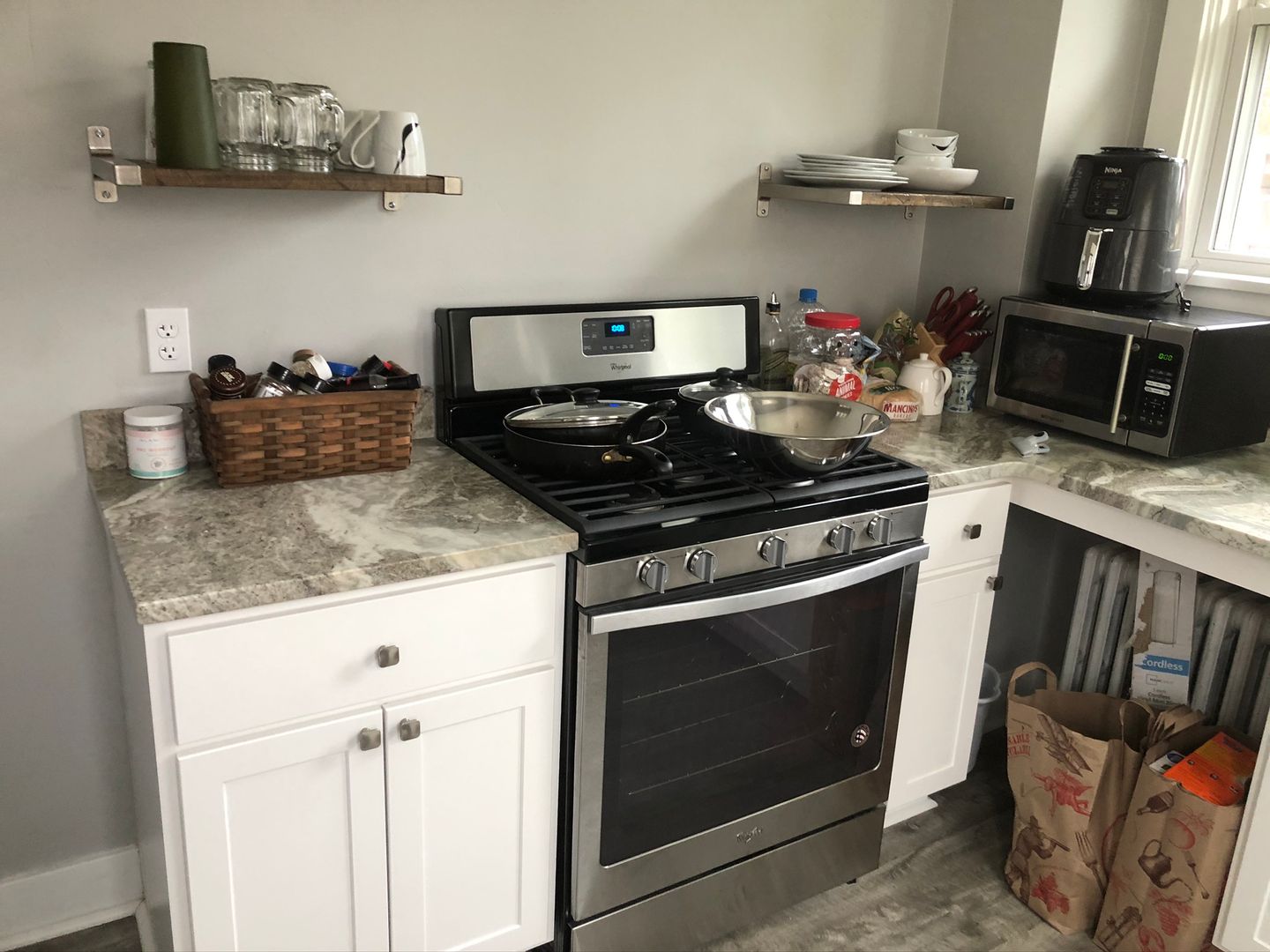 Pittsburgh Apartment: 2416 Mount Troy Rd.