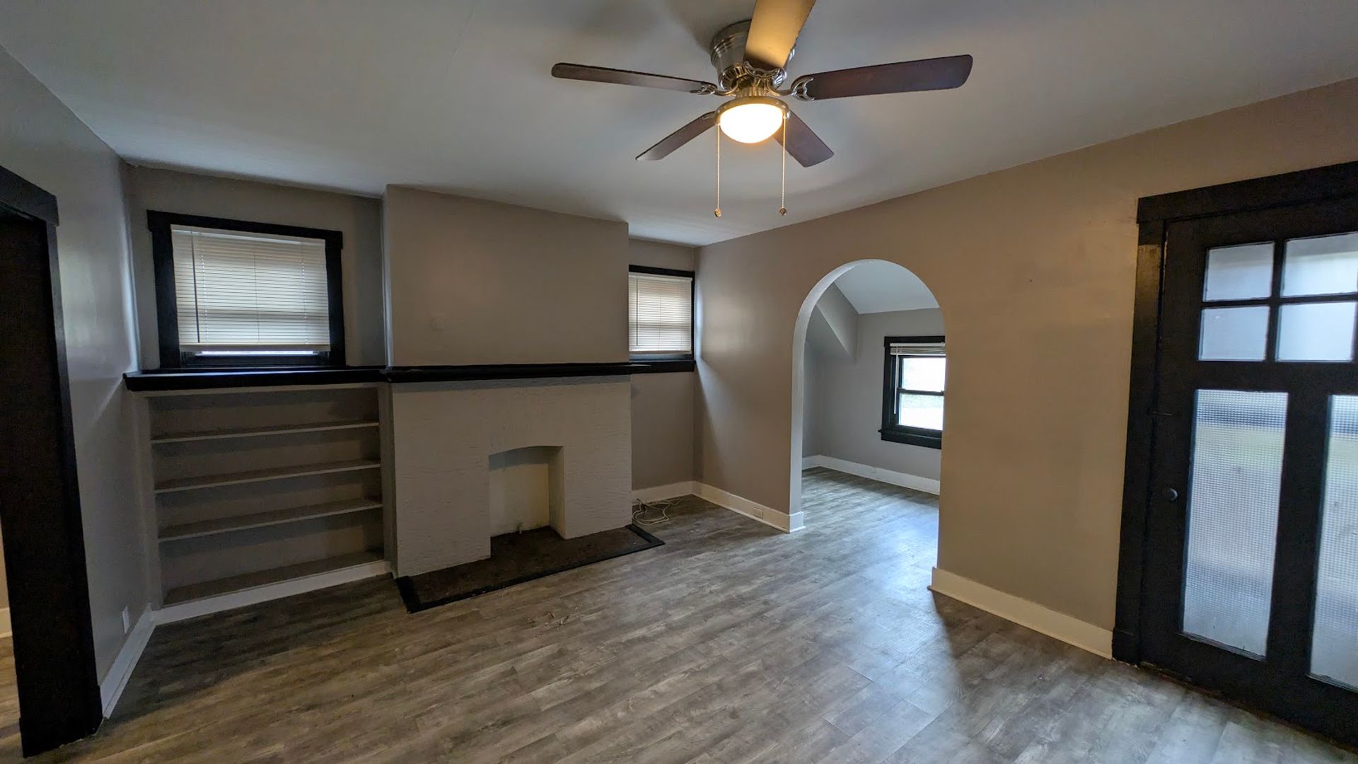 Pittsburgh Apartment: 3863 Brighton Road