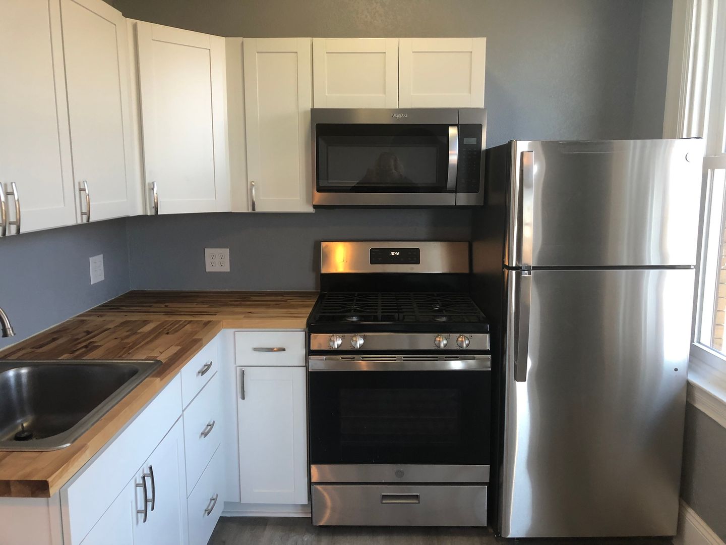 Pittsburgh Apartment: 121 Cohassett St