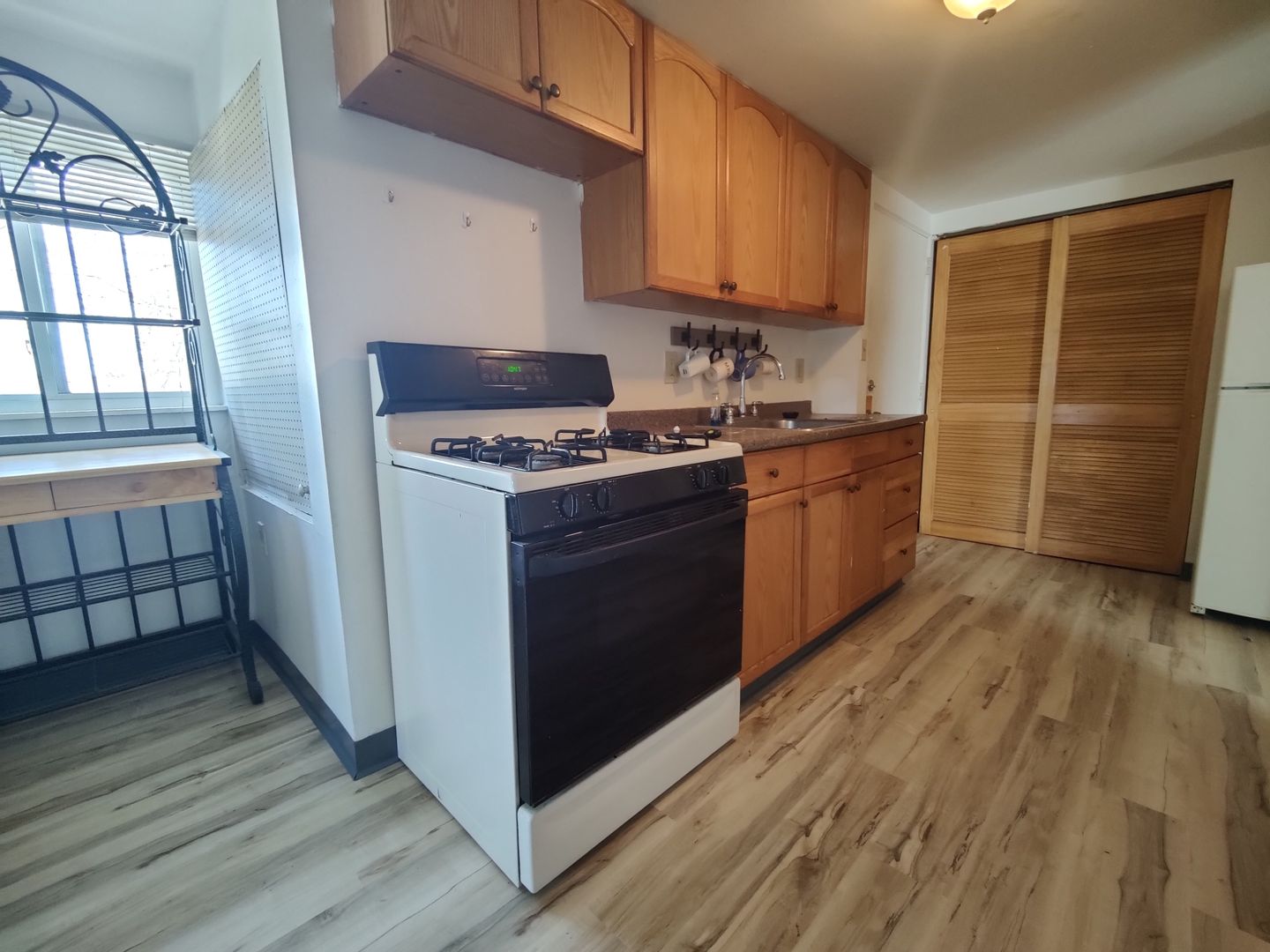 Glassport Apartment: 742 Ohio Ave