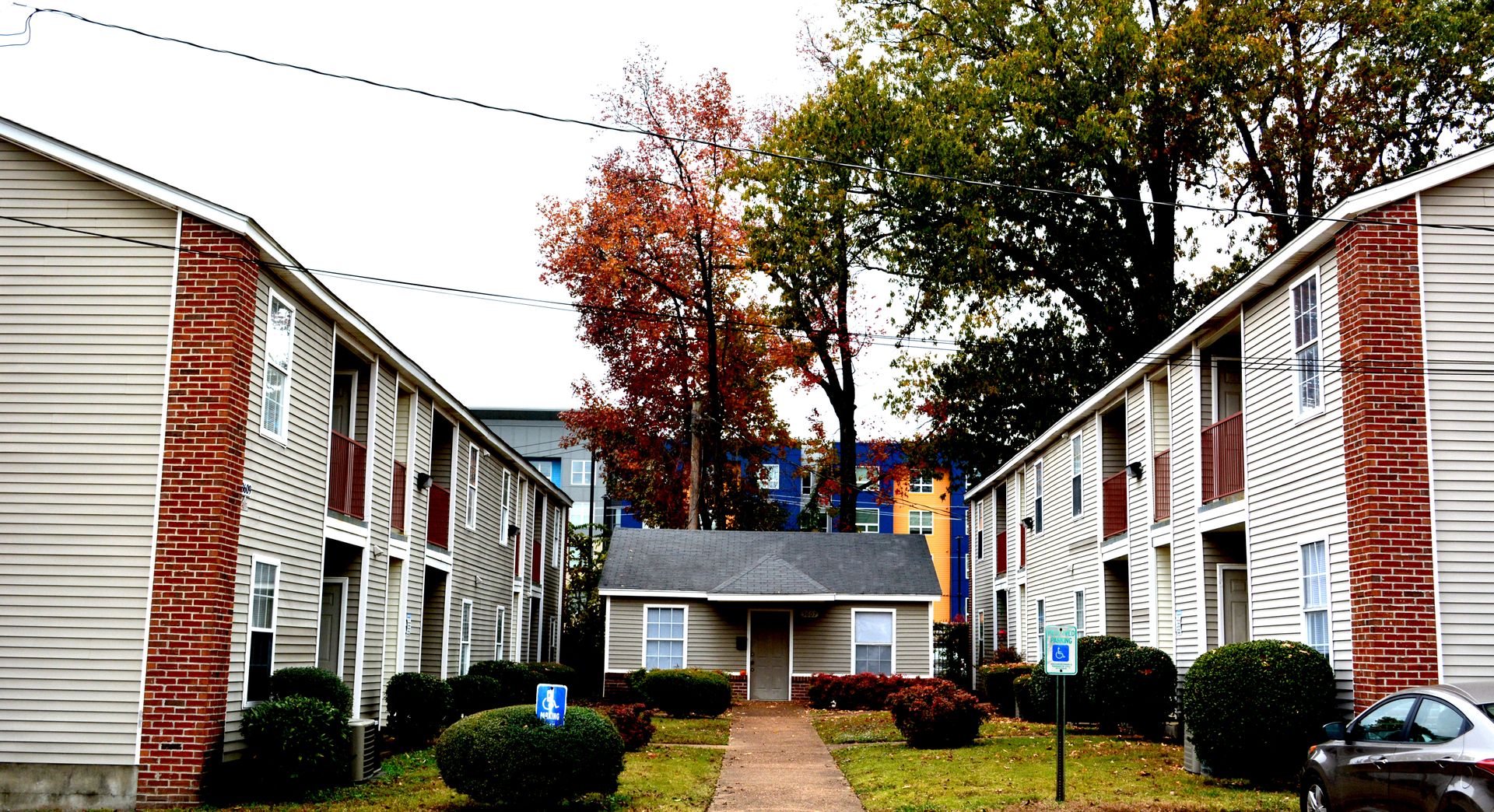 MEMPHIS Apartment: 3609 Mynders Ave