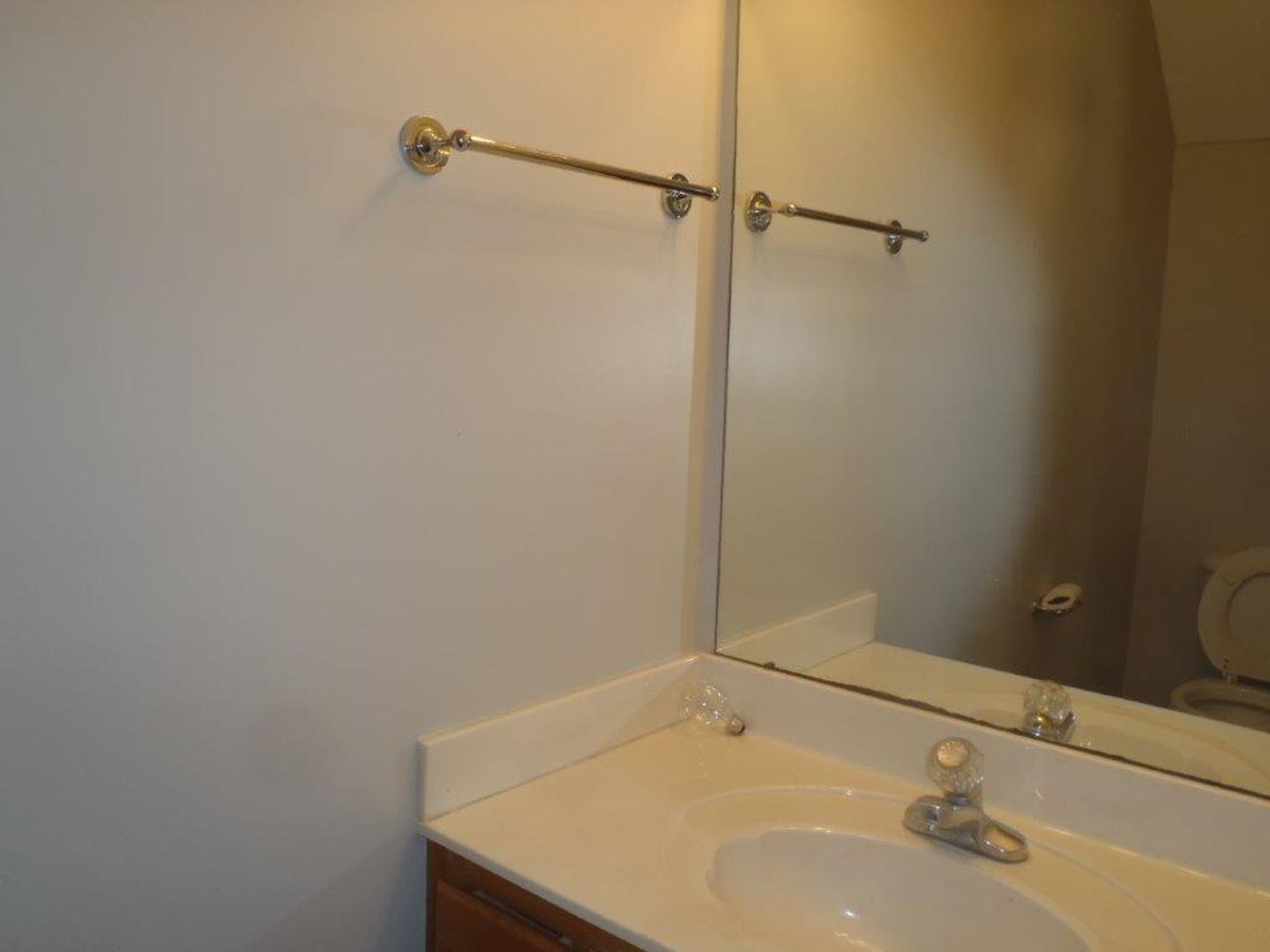 9216 LAZZINI CV., CORDOVA, TN 38016