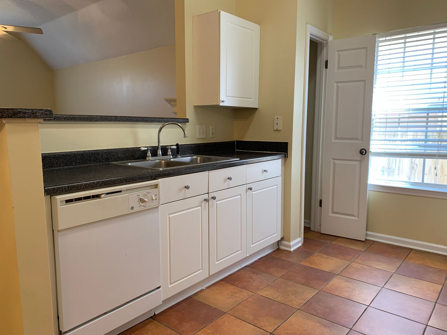 6891 WRIGLEY DR, CORDOVA, TN 38018