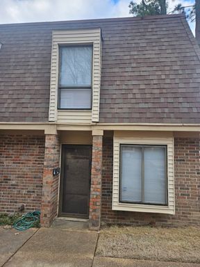 6561 POPLAR WOODS CIR #1, GERMANTOWN, TN 38138