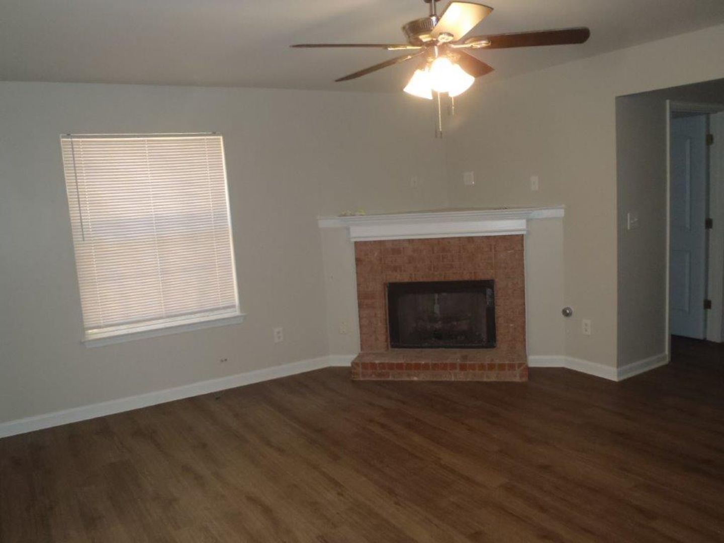 9216 LAZZINI CV., CORDOVA, TN 38016